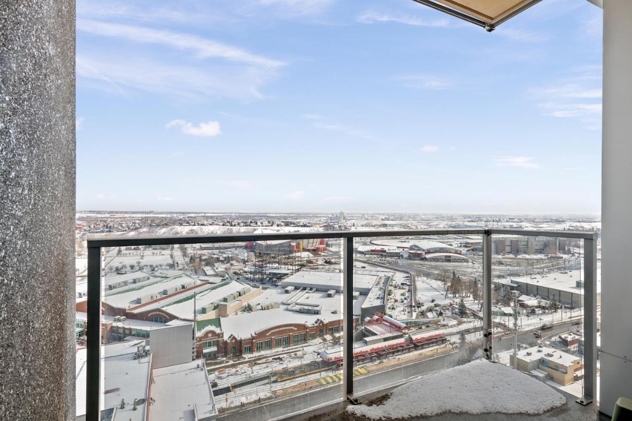 Stylish Downtown Condos By Globalstay Calgary Exterior photo