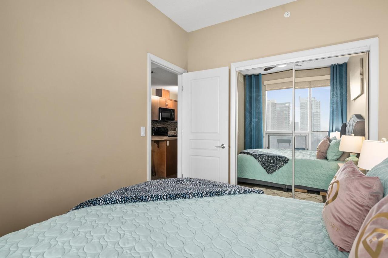 Stylish Downtown Condos By Globalstay Calgary Exterior photo